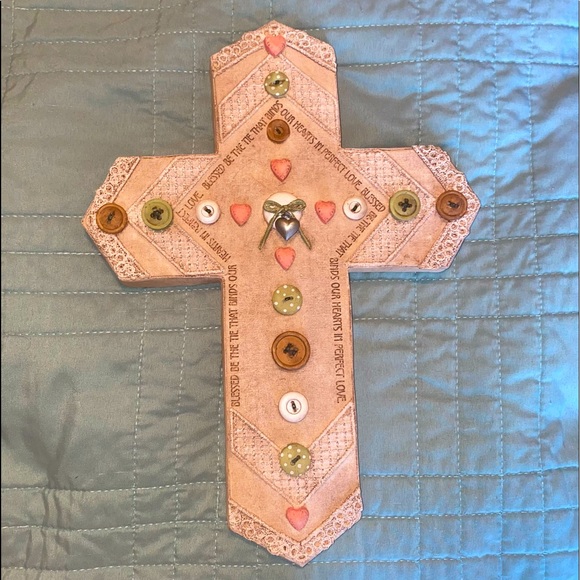 Decorative cross - Picture 1 of 3